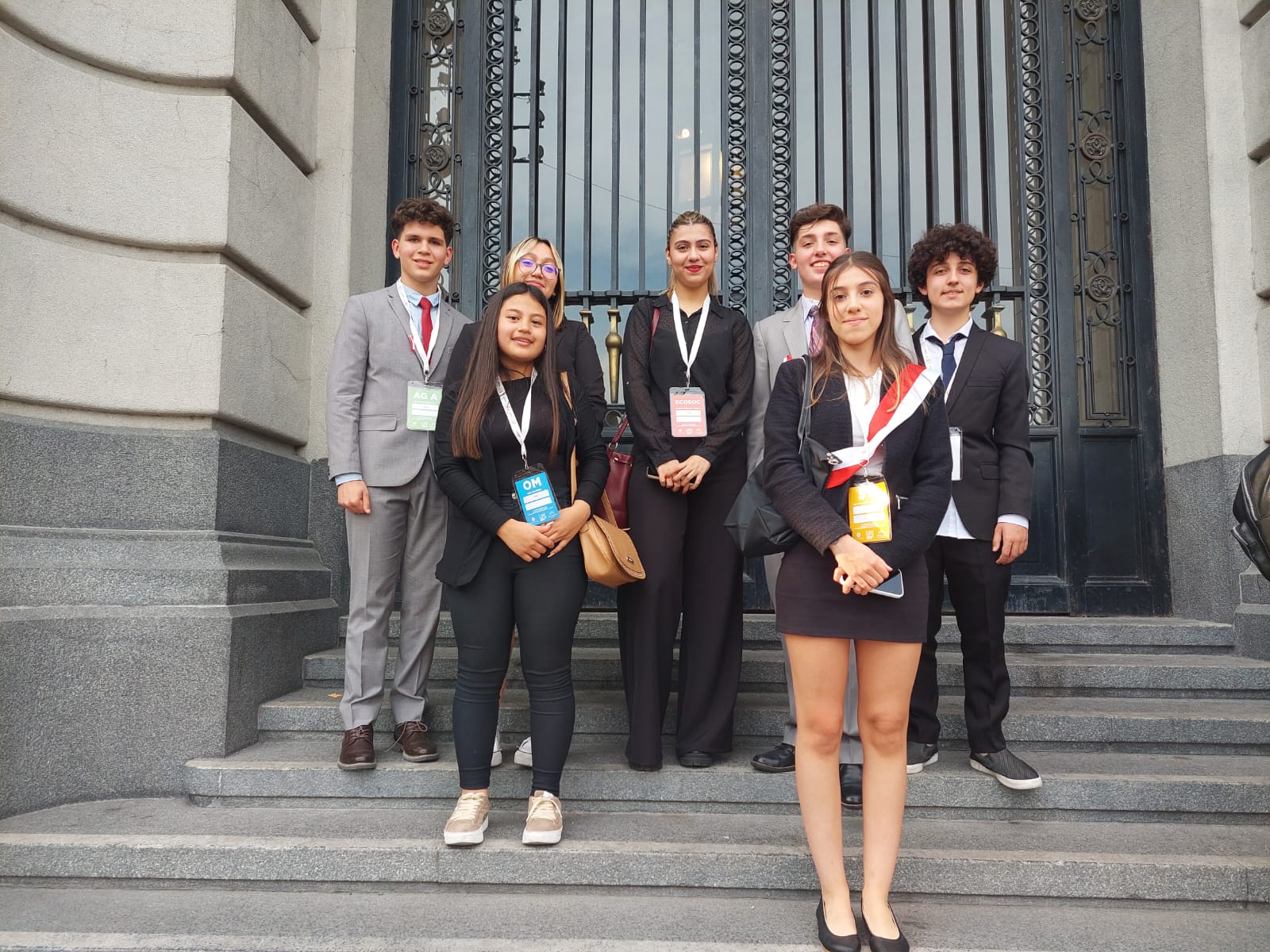 Alumnos participando en Modelos ONU
